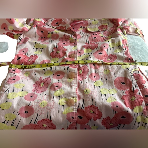 Apostrophe Pink and Red Trench Coat with Vibrant Floral Pattern - Picture 6 of 7